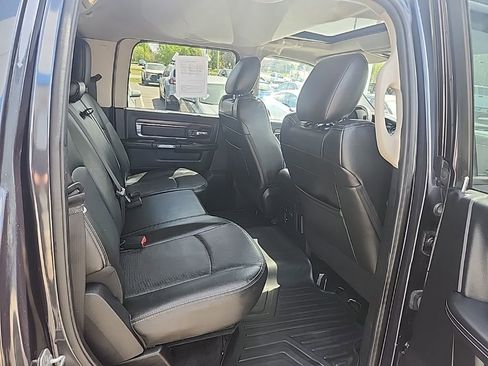 Used 2014 RAM 1500 Laramie w/ Convenience Group AWD/4WD image 11