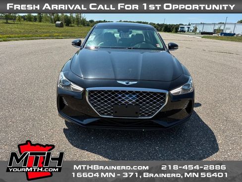 Used 2019 Genesis G70 3.3T Advanced AWD/4WD image 3