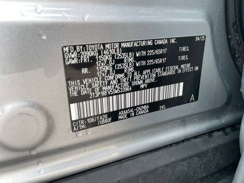 Used 2025 Toyota RAV4 XLE AWD/4WD image 26