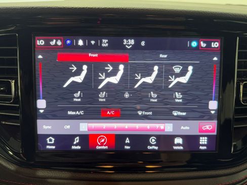 Used 2025 Dodge Durango GT AWD/4WD image 35