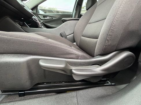 Used 2024 Chevrolet Malibu LS image 12