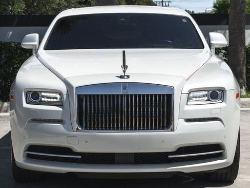 Used 2015 Rolls-Royce Wraith 2dr Coupe image 12