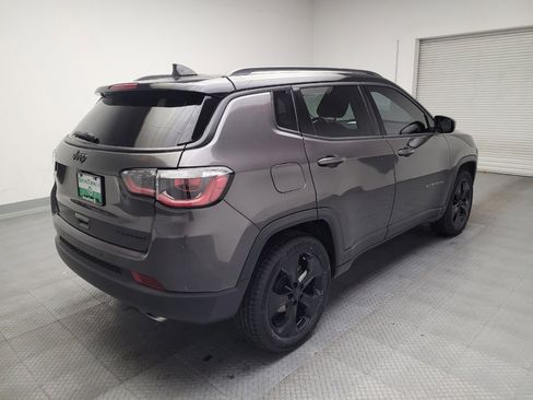 Used 2018 Jeep Compass Limited w/ Navigation Group image 9