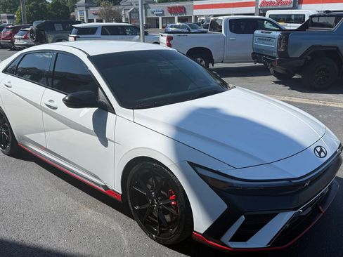 Used 2026 Hyundai Elantra N FWD image 5