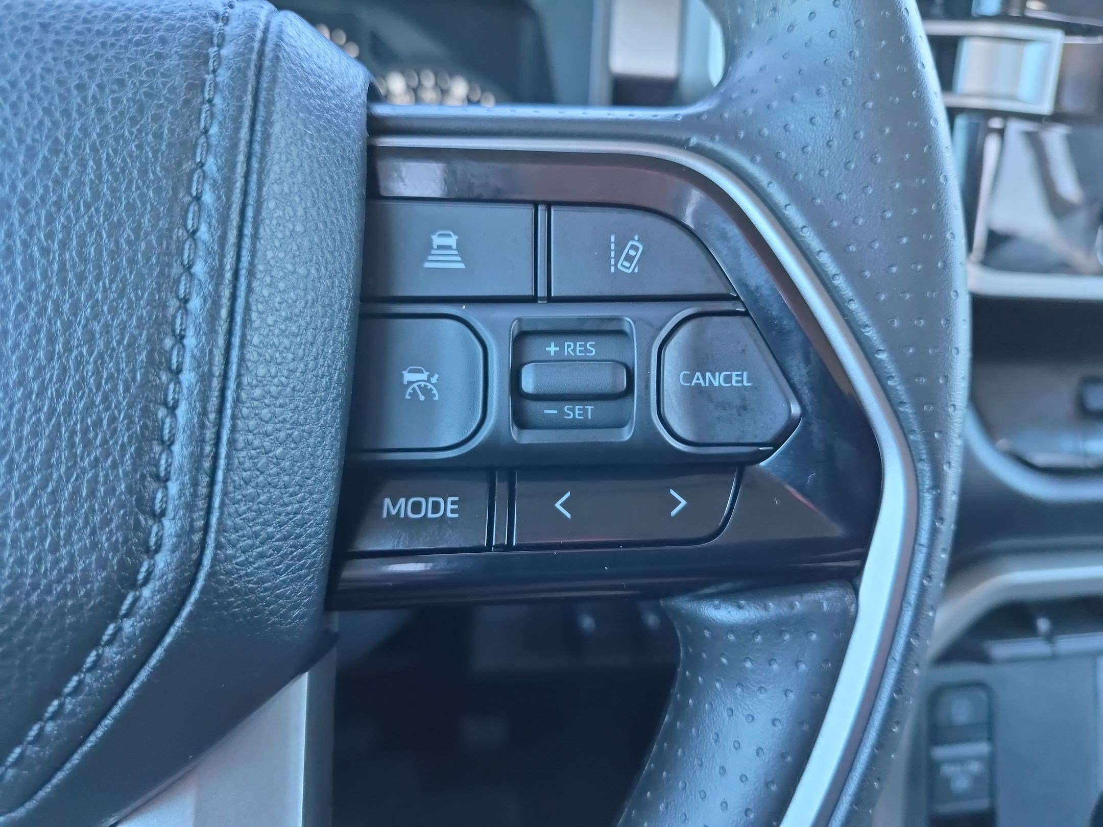 Used 2023 Toyota Tundra SR5 w/ SR5 Convenience Package AWD/4WD image 19