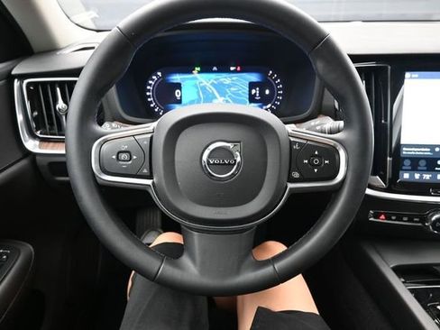 Used 2023 Volvo S60 B5 Core w/ Climate Package FWD image 22