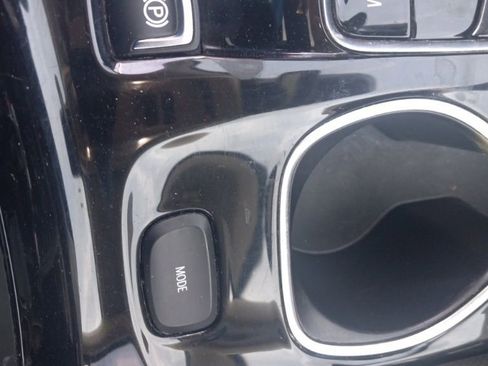 Used 2023 Buick Envision Essence w/ Sport Touring Package image 37