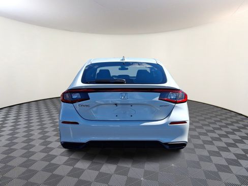 Used 2024 Honda Civic Sport image 6