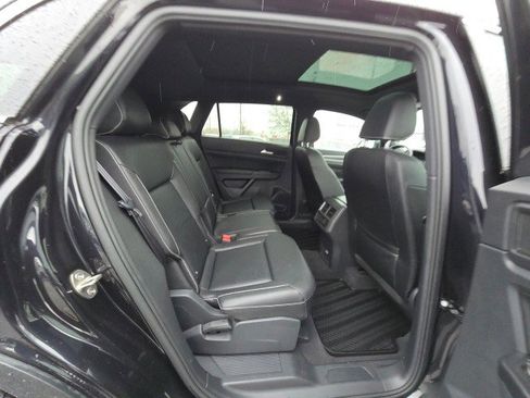 Used 2020 Volkswagen Atlas Cross Sport SEL image 14