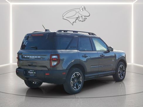 New 2025 Ford Bronco Sport Outer Banks image 3
