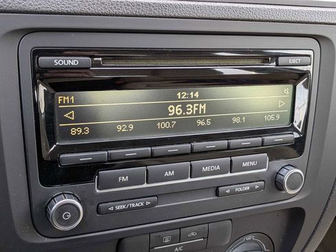 Used 2013 Volkswagen Jetta SE image 22