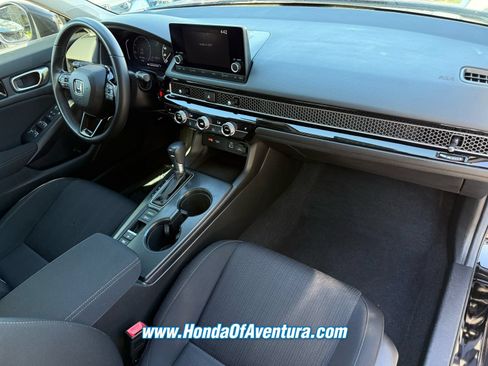 Certified 2024 Honda Civic EX image 8