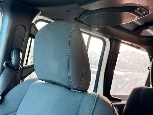 Used 2021 Jeep Wrangler Unlimited Sport image 22