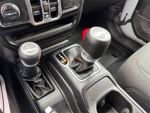 Certified 2023 Jeep Wrangler Sport S image 29