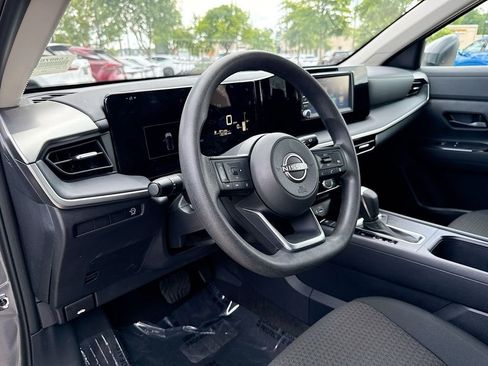 Used 2025 Nissan Kicks S FWD image 20