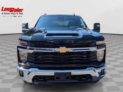 Used 2025 Chevrolet Silverado 2500 LT w/ Convenience Package AWD/4WD image 8
