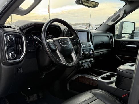 Used 2022 GMC Sierra 2500 Denali w/ Denali Ultimate Package image 26