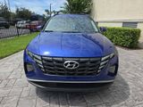 Used 2023 Hyundai Tucson SEL w/ Convenience Package image 2