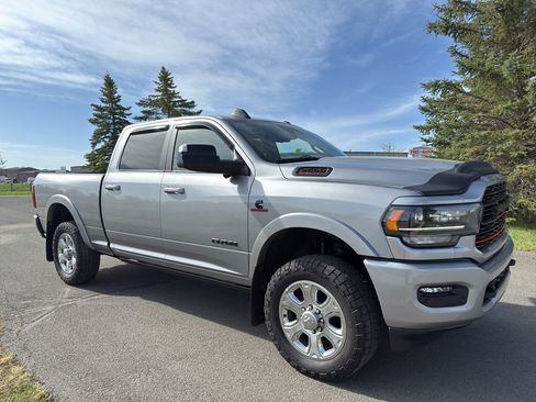 Used 2022 RAM 2500 Limited image 5