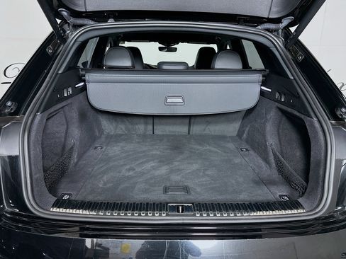 Used 2024 Audi Q8 e-tron Prestige w/ Prestige Package AWD/4WD image 26