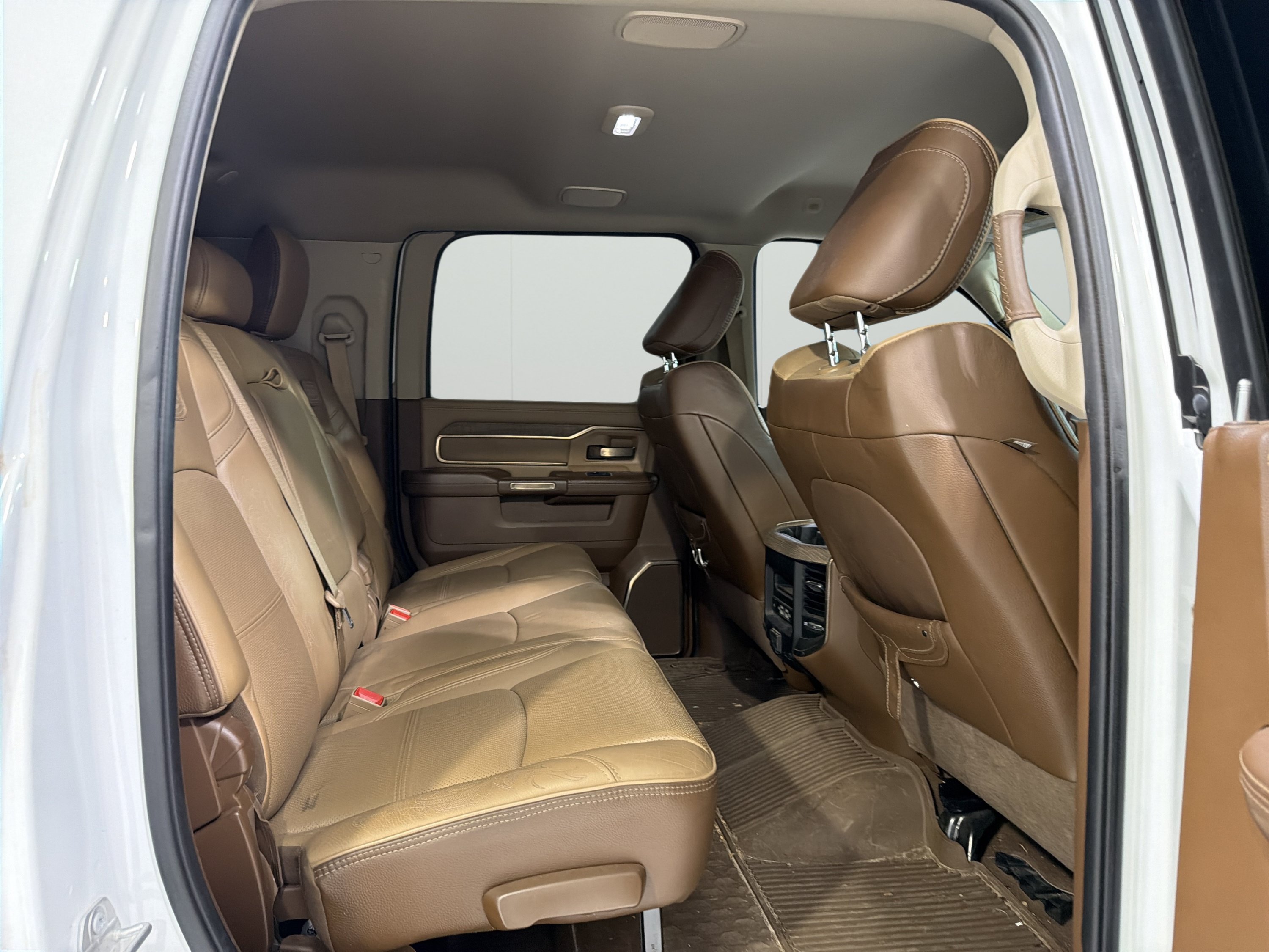 Used 2022 RAM 2500 Limited AWD/4WD image 12