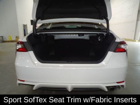 Used 2023 Toyota Camry SE image 13