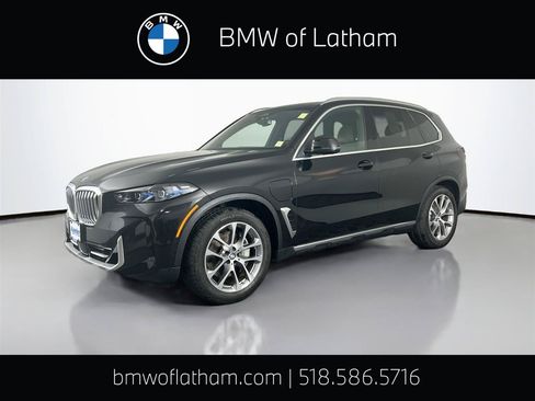 Used 2026 BMW X5 xDrive50e w/ Climate Comfort Package AWD/4WD image 1