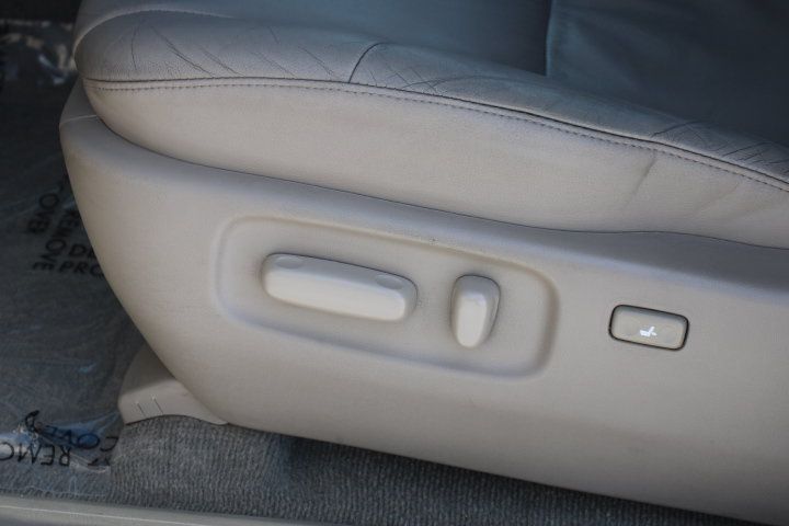 Used 2007 Toyota 4Runner Limited AWD/4WD image 14