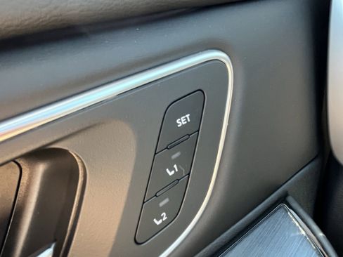 New 2026 Nissan Rogue Platinum AWD/4WD image 9
