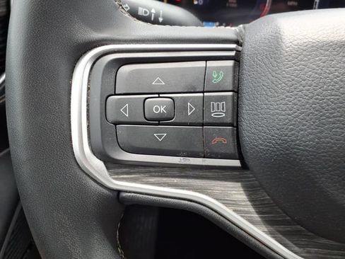 Used 2024 Jeep Wagoneer Series II w/ Flexible Seating Group RWD image 24
