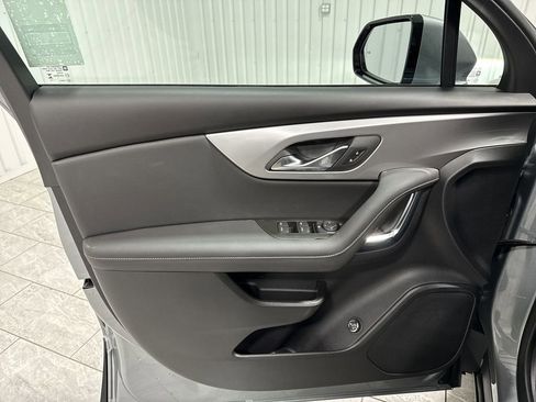 New 2026 Chevrolet Blazer LT w/ LPO, Black Sport Package FWD image 23