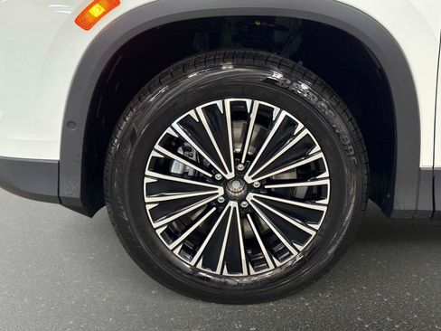 New 2026 Volkswagen Tiguan S image 9