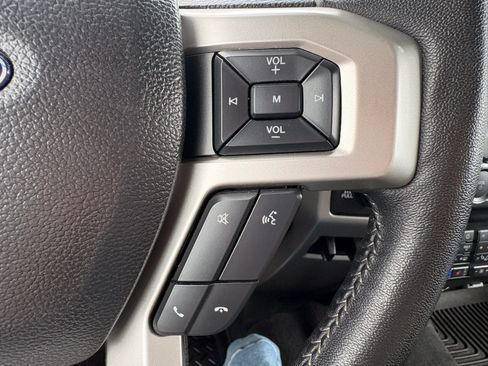 Used 2020 Ford F350 Lariat w/ Tremor Off-Road Package AWD/4WD image 25