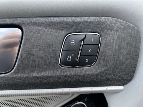 New 2026 Ford Explorer Platinum image 17