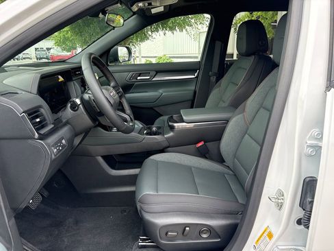New 2026 GMC Terrain AT4 w/ LPO, Floor Liner Package AWD/4WD image 11