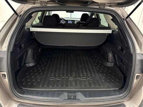 Certified 2022 Subaru Outback Premium image 26