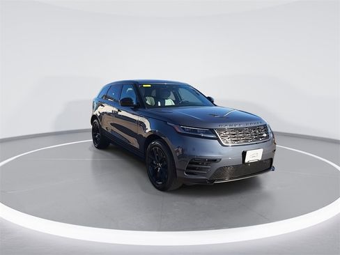 Used 2026 Land Rover Range Rover Velar Dynamic SE image 2