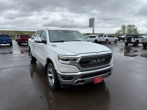 Used 2022 RAM 1500 Limited AWD/4WD image 8