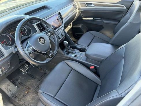 Used 2019 Volkswagen Atlas SE w/ Panoramic Sunroof Package image 19