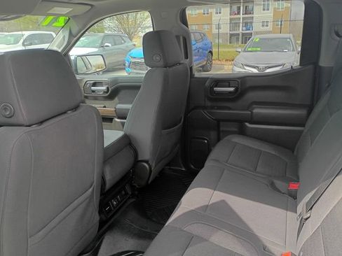 Used 2021 Chevrolet Silverado 1500 LT image 24