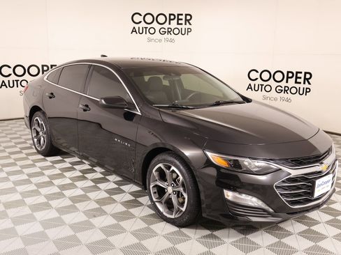 Used 2024 Chevrolet Malibu LT FWD image 1