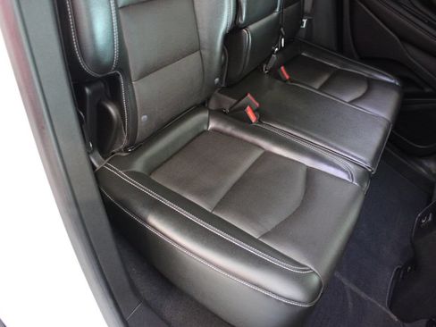 Used 2023 GMC Terrain SLT w/ Elevation Edition FWD image 25