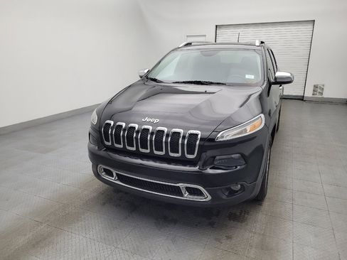 Used 2018 Jeep Cherokee Limited FWD image 15