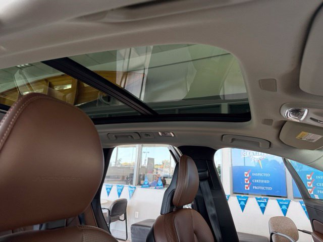 Used 2018 Volvo XC60 T6 Inscription w/ Luxury Seat Package AWD/4WD image 28