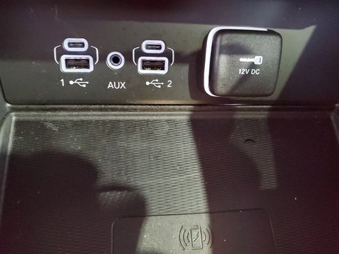 Used 2023 Jeep Grand Cherokee Altitude AWD/4WD image 29