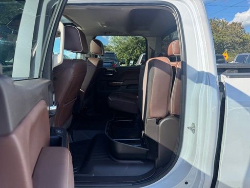 Used 2019 Chevrolet Silverado 2500 High Country w/ Duramax Plus Package image 14