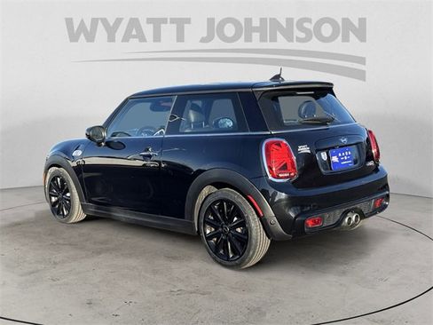 Used 2020 MINI Cooper S image 3