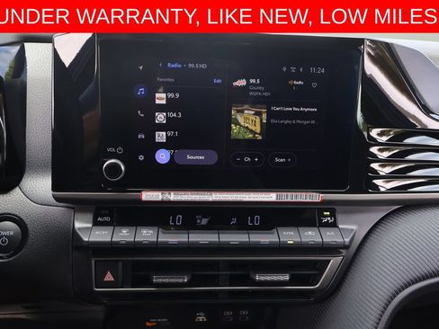 Used 2026 Toyota Camry SE FWD image 22