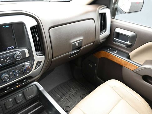 Used 2018 GMC Sierra 1500 SLT image 22