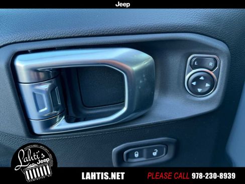 New 2026 Jeep Gladiator Sport image 33